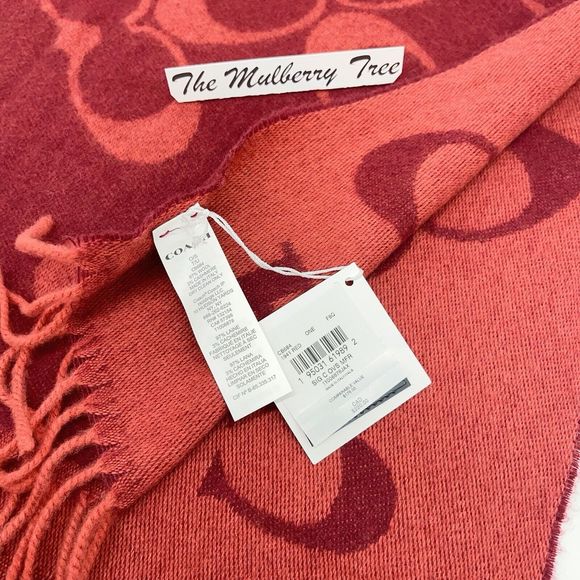 Coach CB684 Signature Oversized Muffler 1941 Red Chinese Lunar New Year NWT $178 - Picture 2 of 8